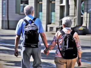 US Retirement Savings Hit Record Aggregate 401(k) balances reached new highs amid market rallies. Key Takeaway: Bull markets benefit retirement planning.